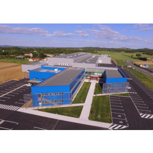 MECANUMERIC, leader des machines de fraisage et découpe, se relance