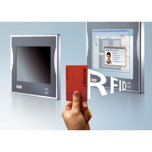 Un lecteur RFID intégré dans les écrans et Panel PC