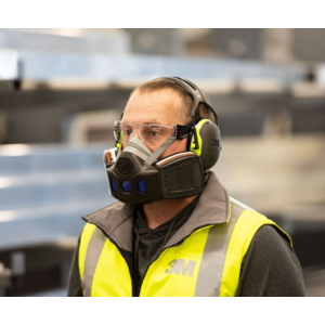 Masque respiratoire 3M Aura 9300+Gen3 : il renouvelle les standards de  confort des masques respiratoires - Masque de protection antipoussière