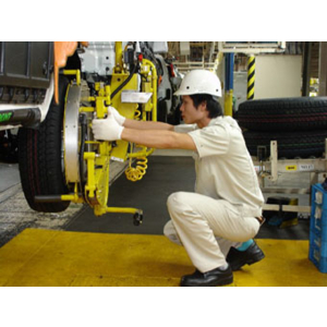 Manipulateur pour roues de véhicules industriels