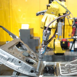 FANUC fournit 3 500 robots  au groupe automobile BMW AG  