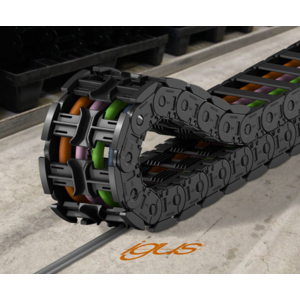 Autoglide 5, un système révolutionnaire de transmission de l'énergie et des données pour chaîne porte-câbles