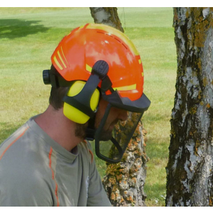 casque de protection forestier pour bucheron équipé de la technologie « CrashBox® »