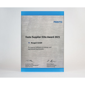 Festo SE & Co. KG distingue son fournisseur de réducteurs Neugart avec le « Festo Supplier Elite Award 2021 »