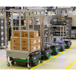 Des équipements ROEQ installés sur des robots mobiles MiR permettent à TE Connectivity d’automatiser sa logistique interne