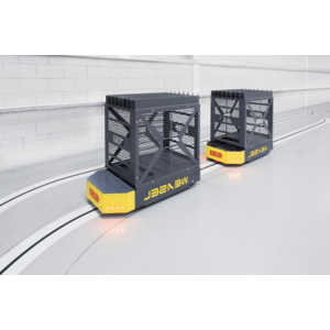 SBE France automatise le transport des pièces de rechange avec l’AGV Weasel® de SSI Schäfer