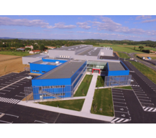 MECANUMERIC, leader des machines de fraisage et découpe, se relance