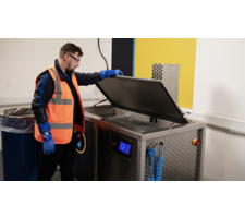 Sonickleen, une machine de nettoyage par ultrason pour pièces mécaniques de toutes formes
