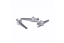 Rivet aveugle cannelé