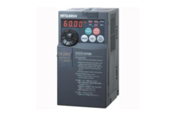 Variateur de fréquence compact FR-E700 