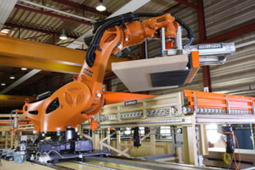 KUKA annonce une nouvelle gamme de palettiseurs fortes charges 