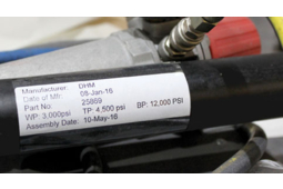 Etiquettes d'identification ultra résistantes CILS-91000-DHL/TK pour flexibles
