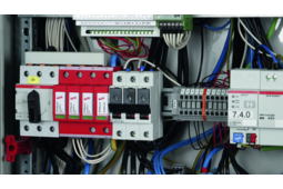 Parafoudre modulaire avec fusible amont intégré