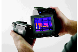 Caméra thermique Flir T640