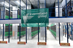 Kverneland met sa logistique en bacs et passe son transport au plastique 