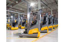 Jungheinrich livre son 100 000e chariot élévateur équipé de la technologie lithium-ion à Amazon 