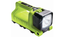 Peli présente la torche 9410 LED, puissante et compacte