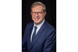 Michel Giannuzzi élu vice-président de la Fédération Européenne du Verre d'Emballage (FEVE)