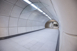 Southco améliore la sécurité et la performance de l’éclairage de transport du réseau Crossrail