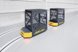 SBE France automatise le transport des pièces de rechange avec l’AGV Weasel® de SSI Schäfer