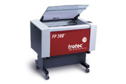 FP300, une nouvelle machine Laser pour graver métaux et plastiques. 