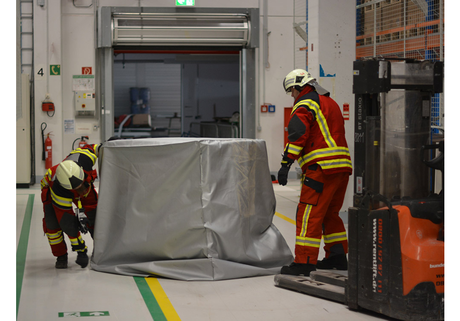 Couverture anti feu pour caisse palette avec batteries Lithium  - DIFOPE Ref. COUVAF-PAL