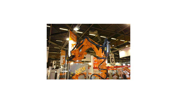 Le porte-câbles ROBOTRAX de KABELSCHLEPP équipe le premier robot 10 axes d’ABB