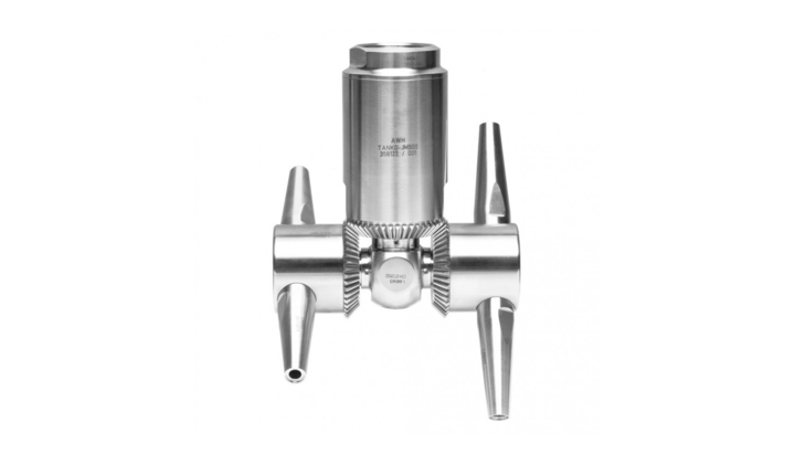 Laveuse de cuve IBC, GRV - Nettoyage automatique des IBC, cuves, GRV