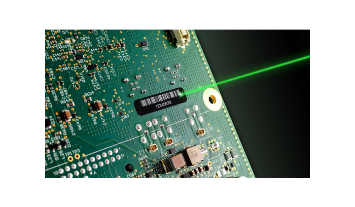 Brady lance des étiquettes gravables au laser pour circuit imprimé