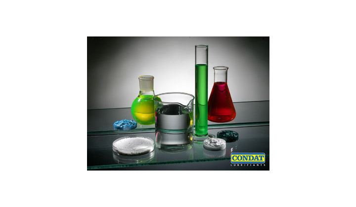 Condat présente une gamme extrêmement complète de lubrifiants et d’équipements répondant point par point au process du verre plat.