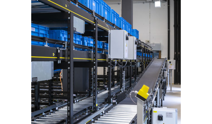 Les solutions d’Interroll automatisent un Stock de petites pièces à l’Hôpital Universitaire de Zurich