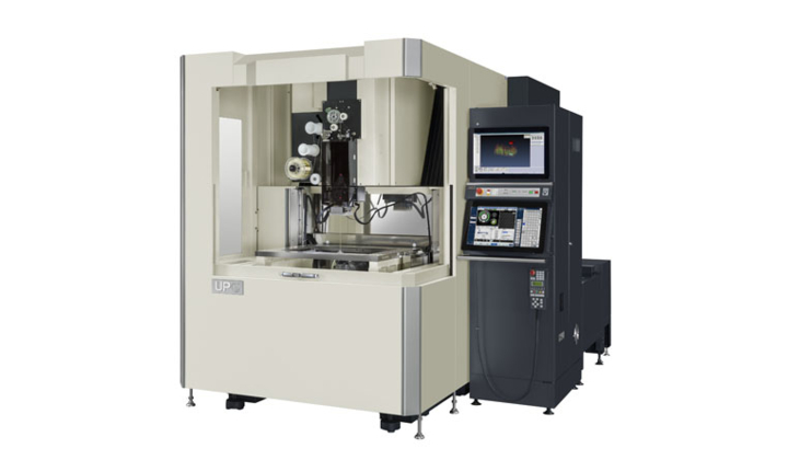 Une nouvelle machine à fil EDM UP6 chez Makino