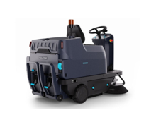 Nilfisk lance sa nouvelle balayeuse autoportée SW3000 : ergonomie, simplicité d’utilisation et performance sont au rendez-vous.
