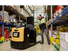 Cat® Lift Trucks, une nouvelle génération NO-N2 de préparateurs de commandes au sol 