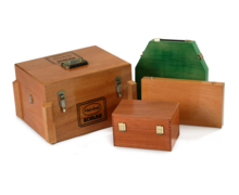 Caisses et coffrets en bois brut ou contreplaqué