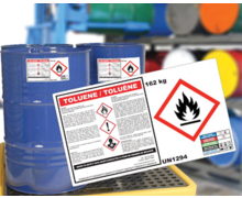 Les étiquettes adhésives 8100GHS, imprimables par transfert thermique ou sur imprimante laser, permettent de vous conformer aux règles spécifiques du Système Général Harmonisé (SGH) de classification et d’étiquetage des produits chimiques.