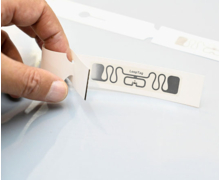 LoopTag, une étiquette RFID sans adhésif 