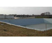 Lagune de stockage pour effluents d'usine et de STEP