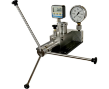 Calibrateur haute pression GPM2000 pour capteurs de pression ou manomètres